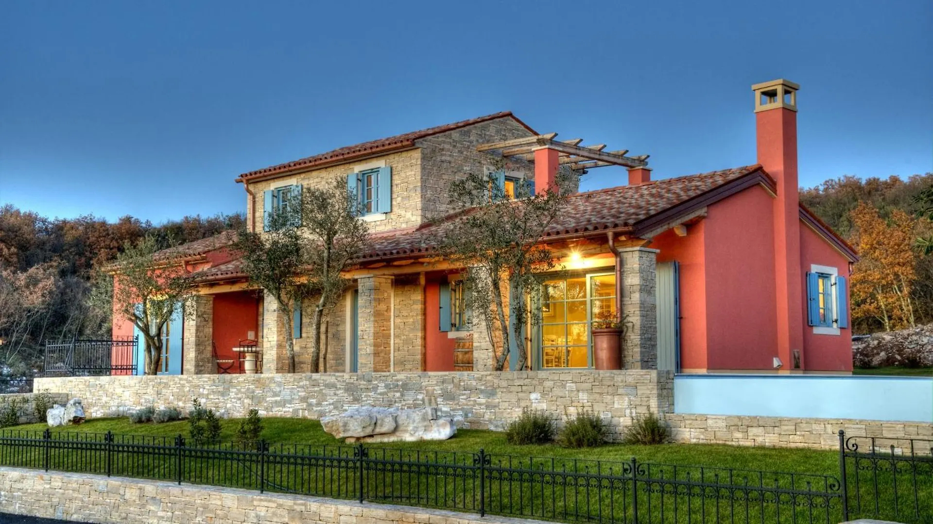 Villa Parona With Private Pool Vilanija
